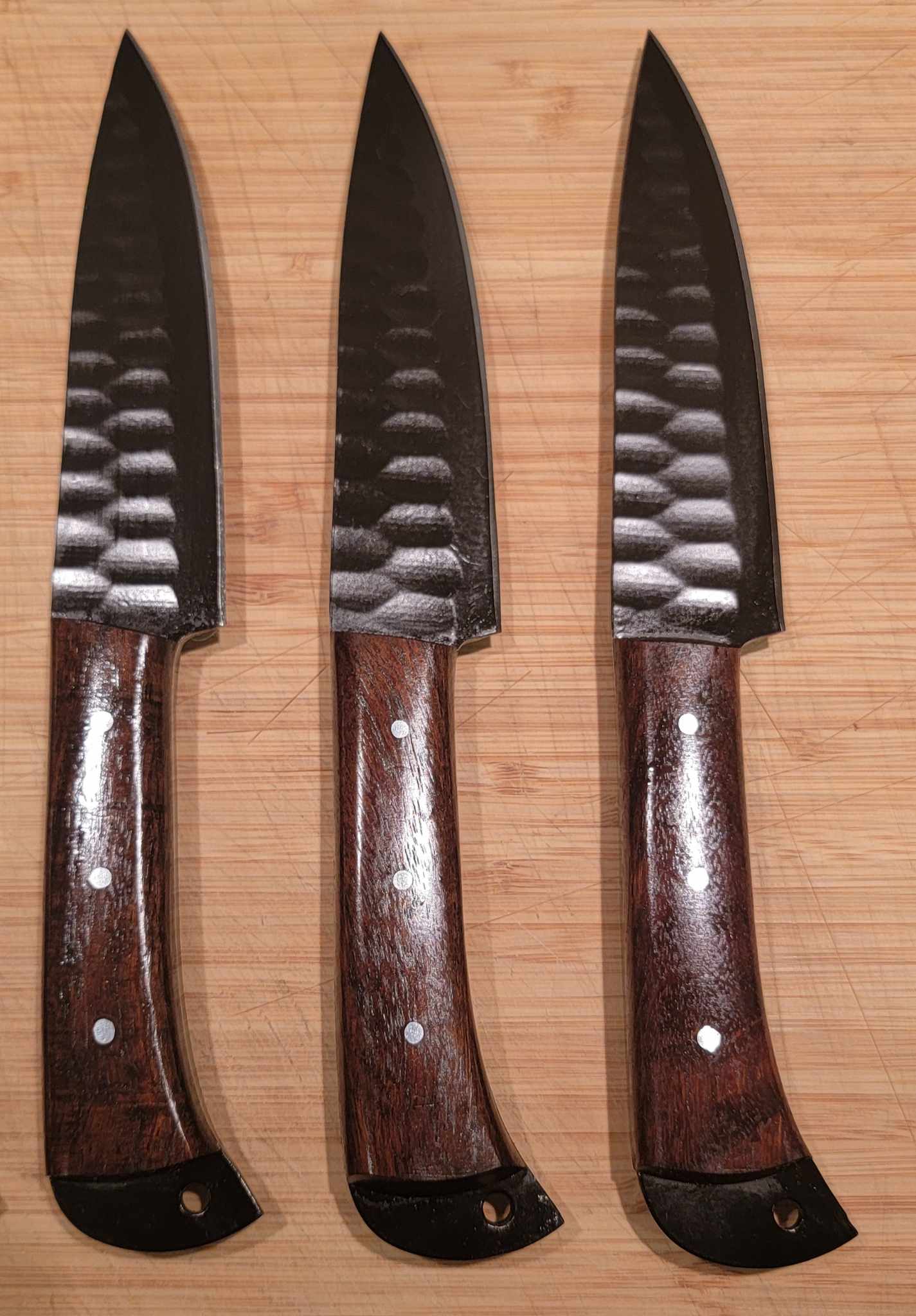 Beautiful Fixed Blade Handmade J2 Steel Steak Knife with Wengi Handle &  Real leather Knife Sheath.