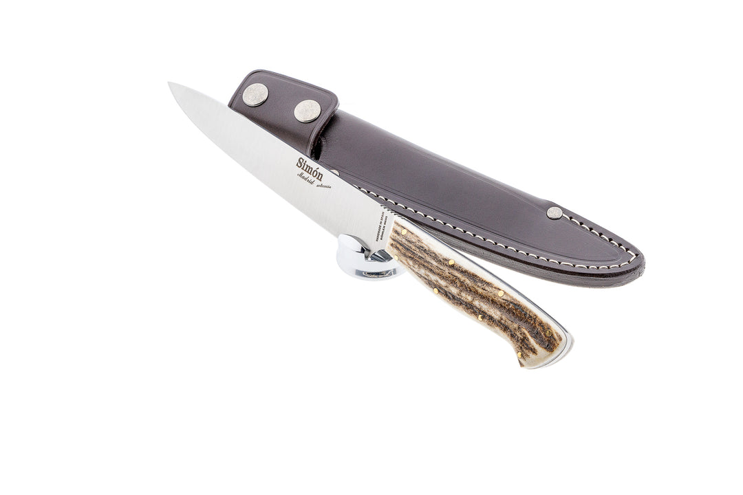Simón Criollo Large Knife – Stag Horn Handle
