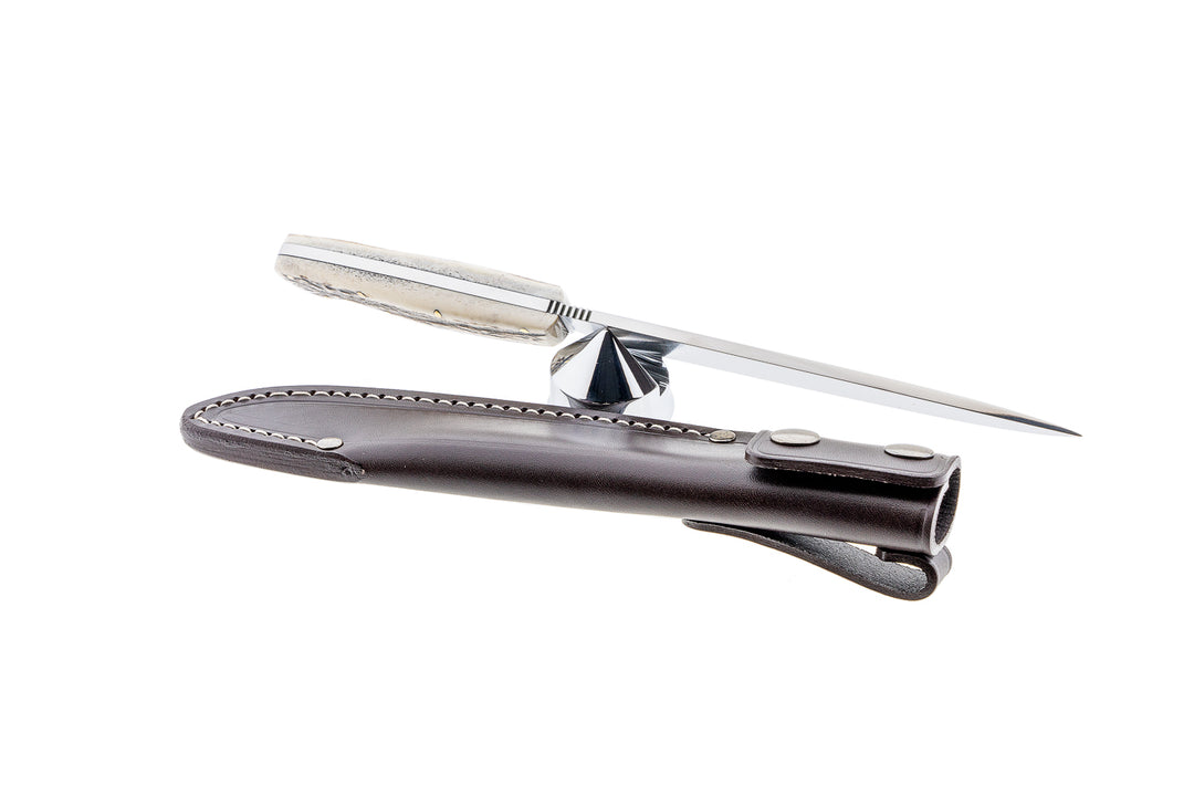 Simón Criollo Large Knife – Stag Horn Handle