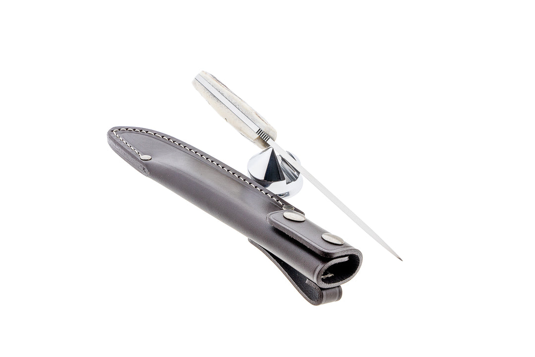 Simón Criollo Large Knife – Stag Horn Handle
