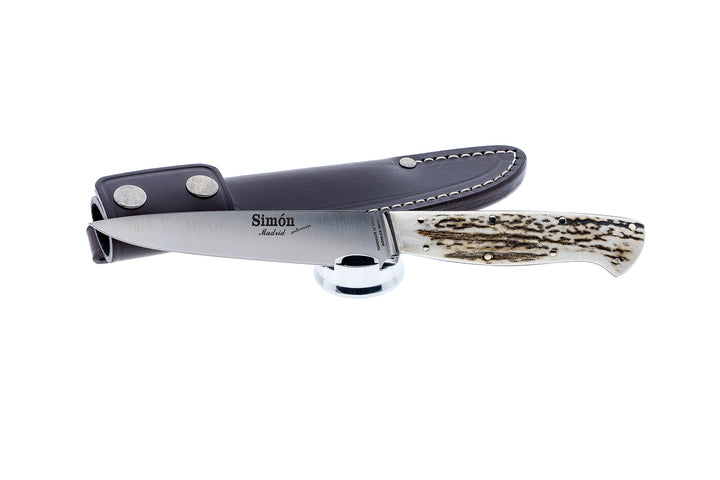 Simón Criollo Medium Knife – Stag Horn Handle