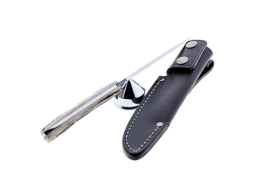 Simón Criollo Medium Knife – Stag Horn Handle