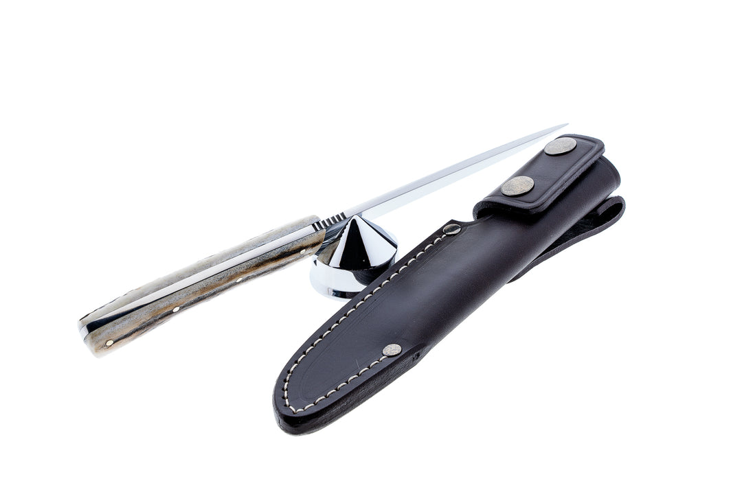 Simón Criollo Medium Knife – Stag Horn Handle