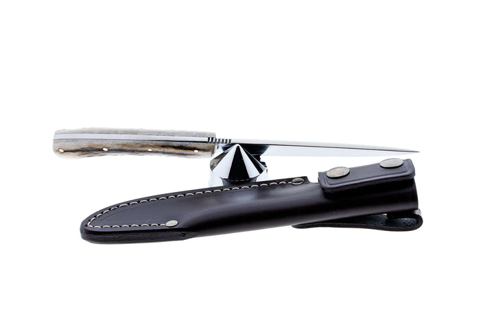 Simón Criollo Medium Knife – Stag Horn Handle