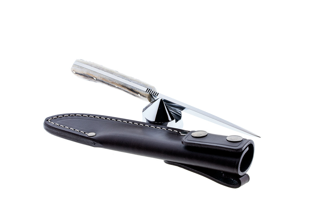 Simón Criollo Medium Knife – Stag Horn Handle