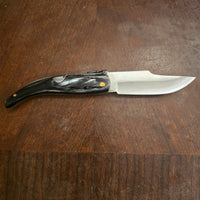 Spanish Navaja with bull horn handle view 2