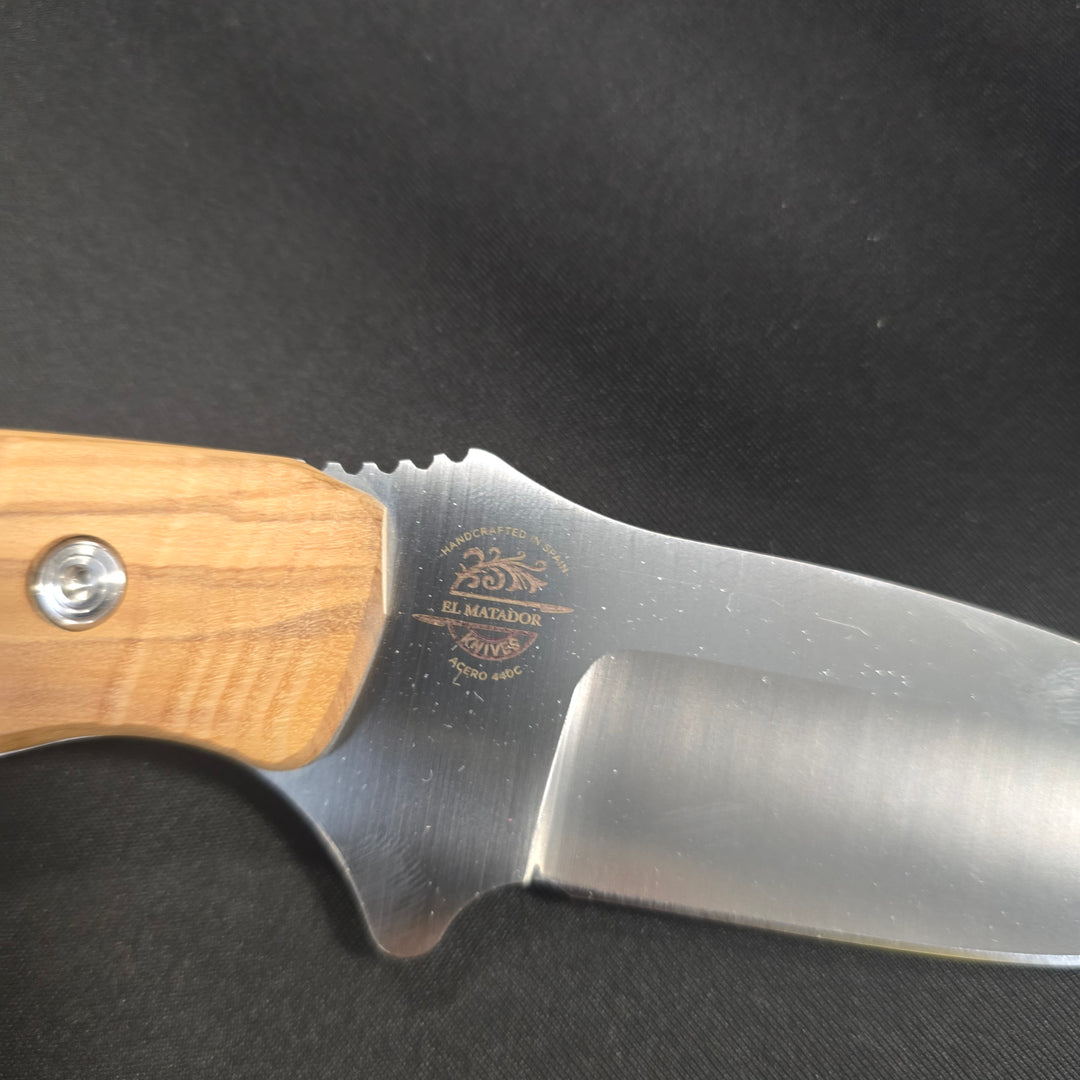 Matador's Xolo Hunting knife