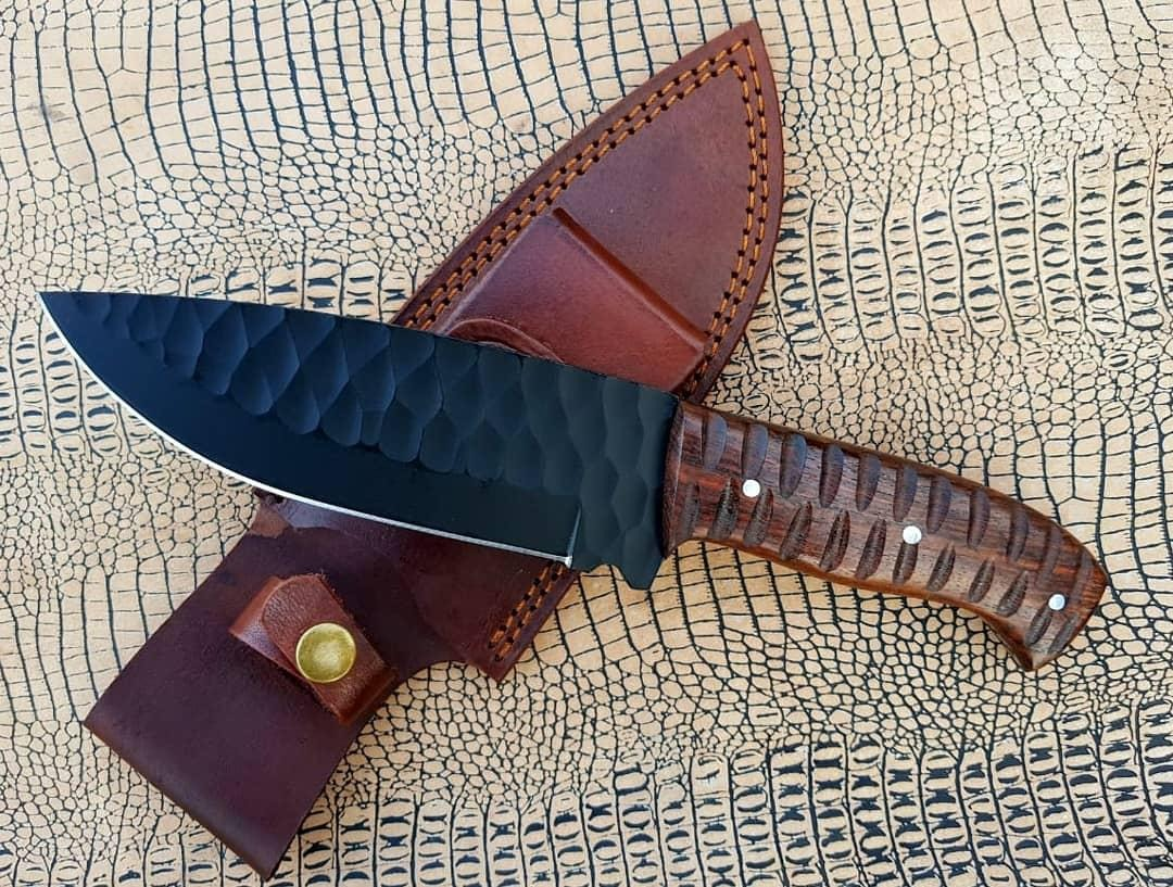 Fixed Blade Handmade 1095 Steel Knife with Rosewood Handle & Real leather Knife Sheath.